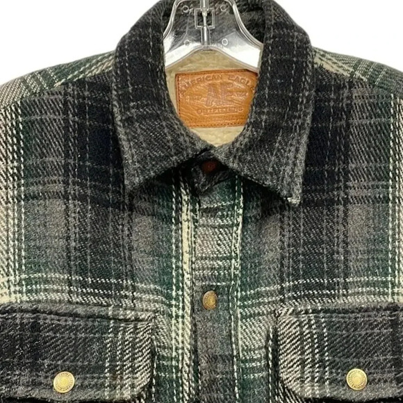 Vintage Men's Warm American Eagle Outfitters Plaid Flannel Sherpa Vest Size  M/L - Picture 3 of 7